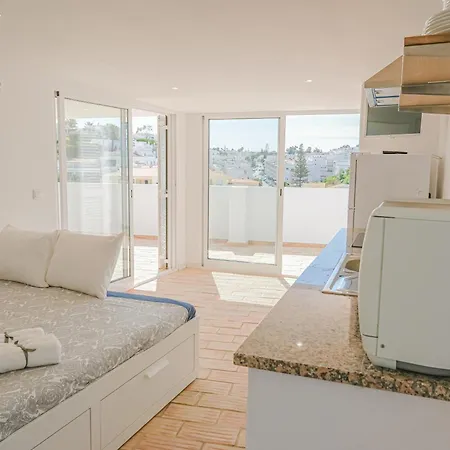 Sea View Pool House كارفويرو