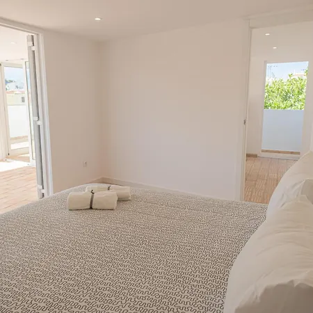 Sea View Pool House * كارفويرو